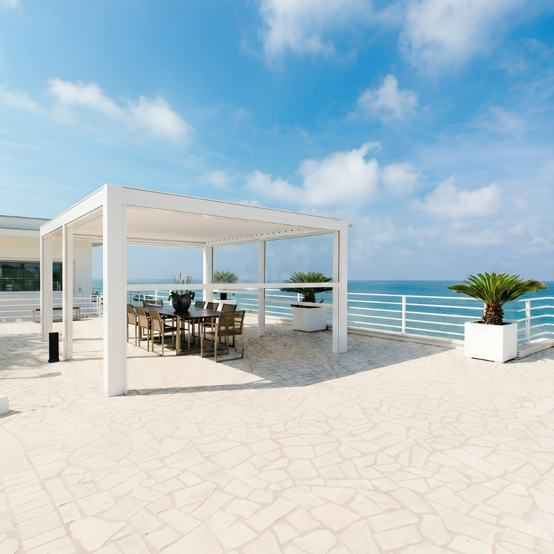 Eclissi – The bioclimatic pergola with adjustable blades to enjoy the outdoors, in every season