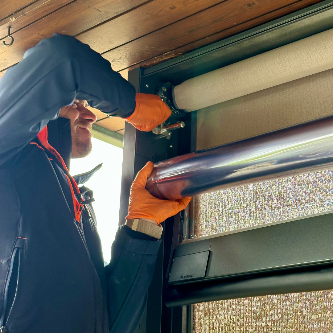 Zip Curtain Ermetik Double Roller – Double Protection, a Solution