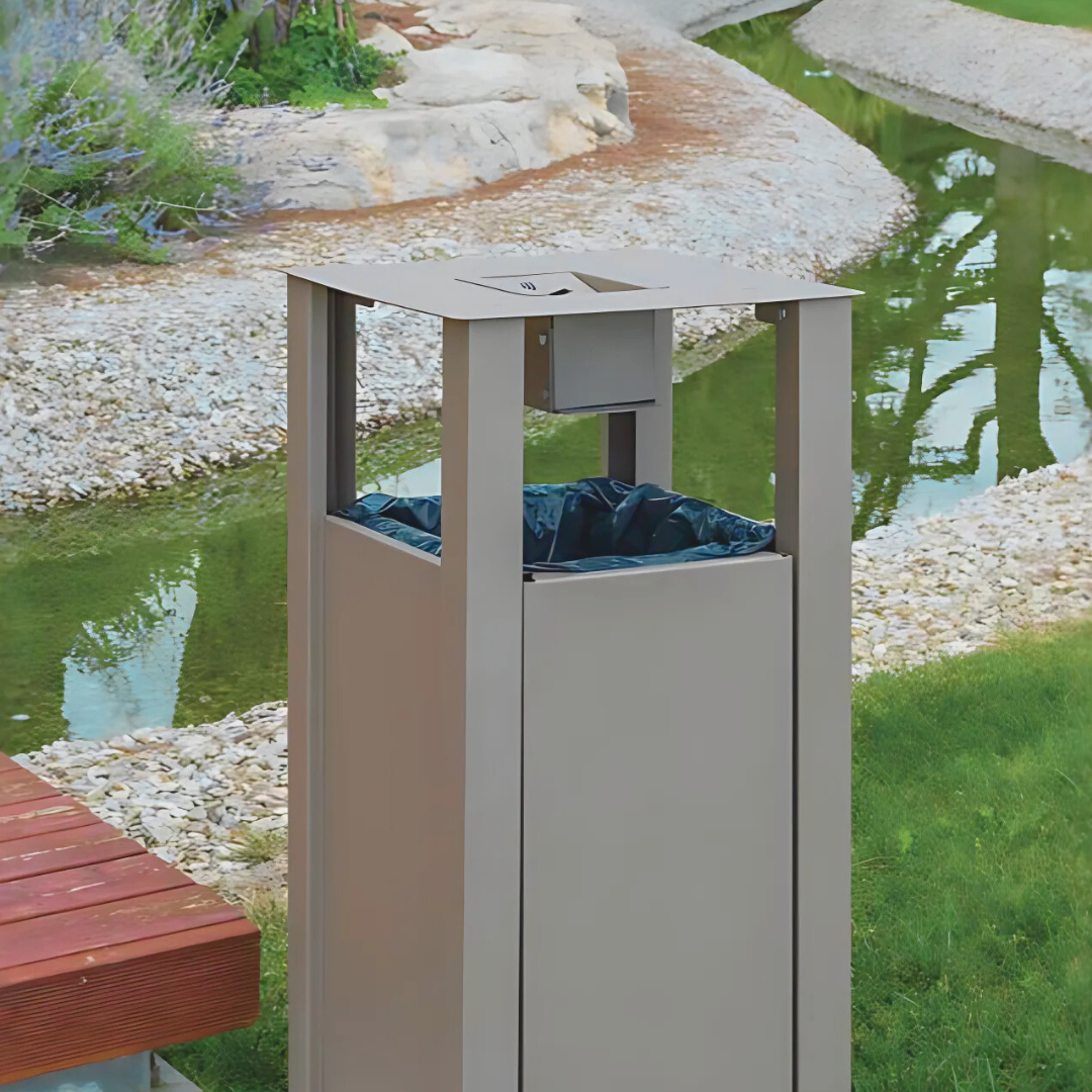 Outdoor bins Bins