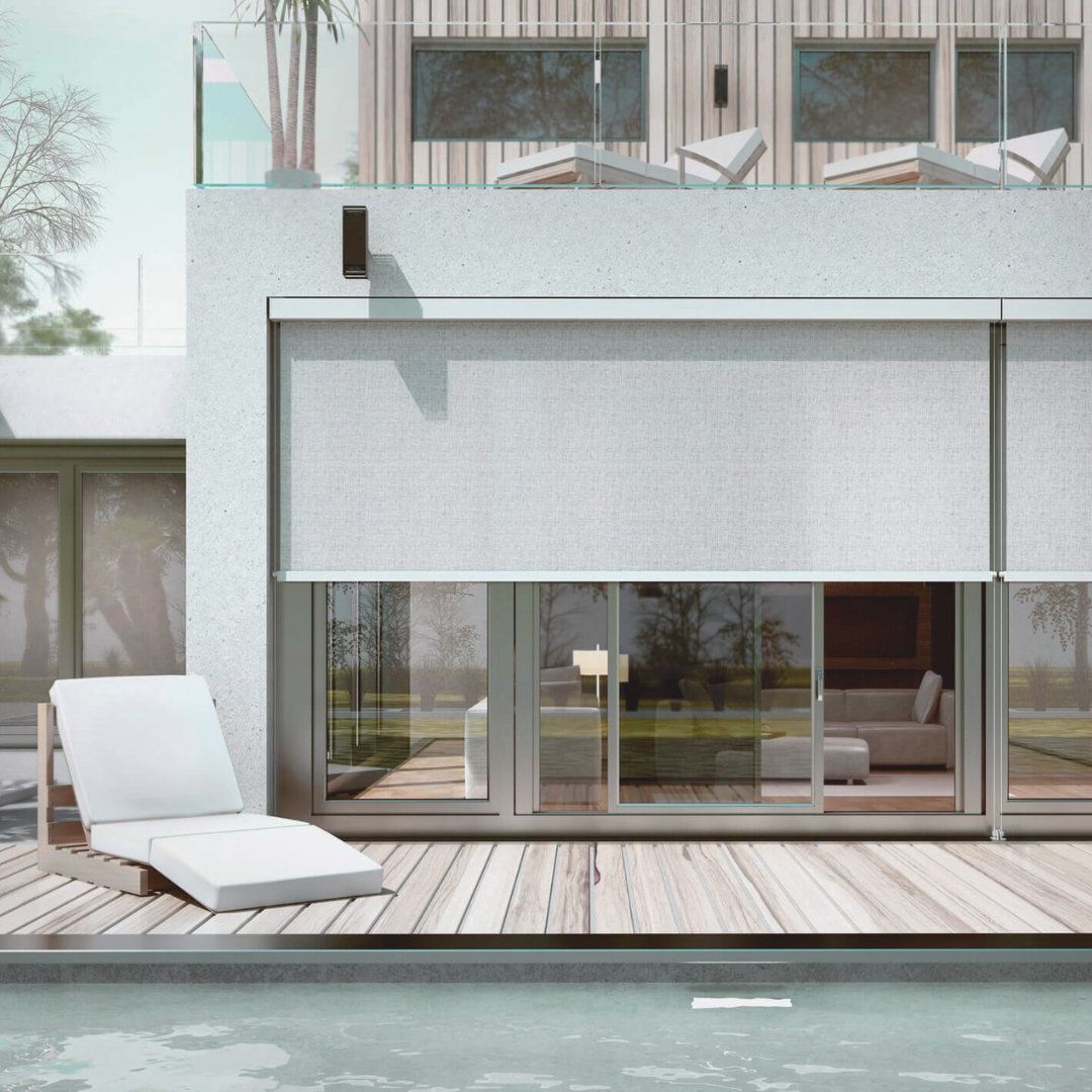 Vertical awning with steel cables