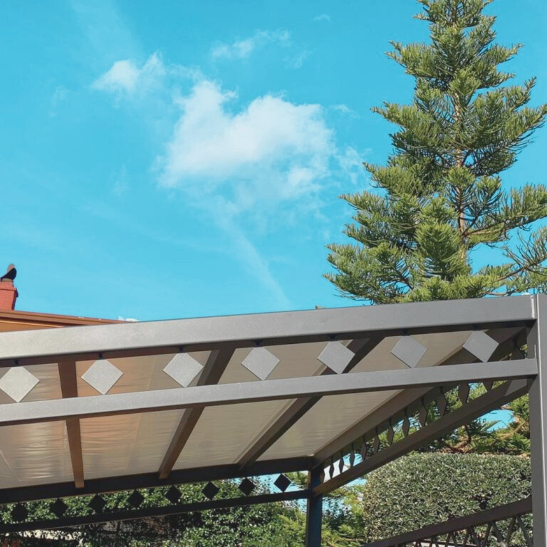 Slim multi-pergola decor