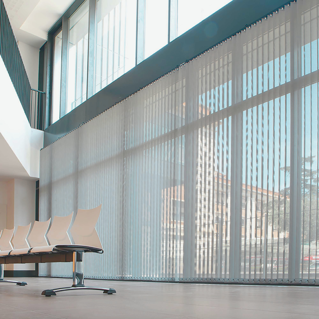 Adjustable vertical blinds