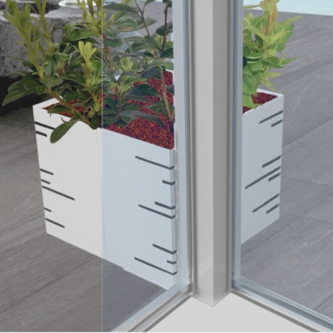 Pergo Potter Planter