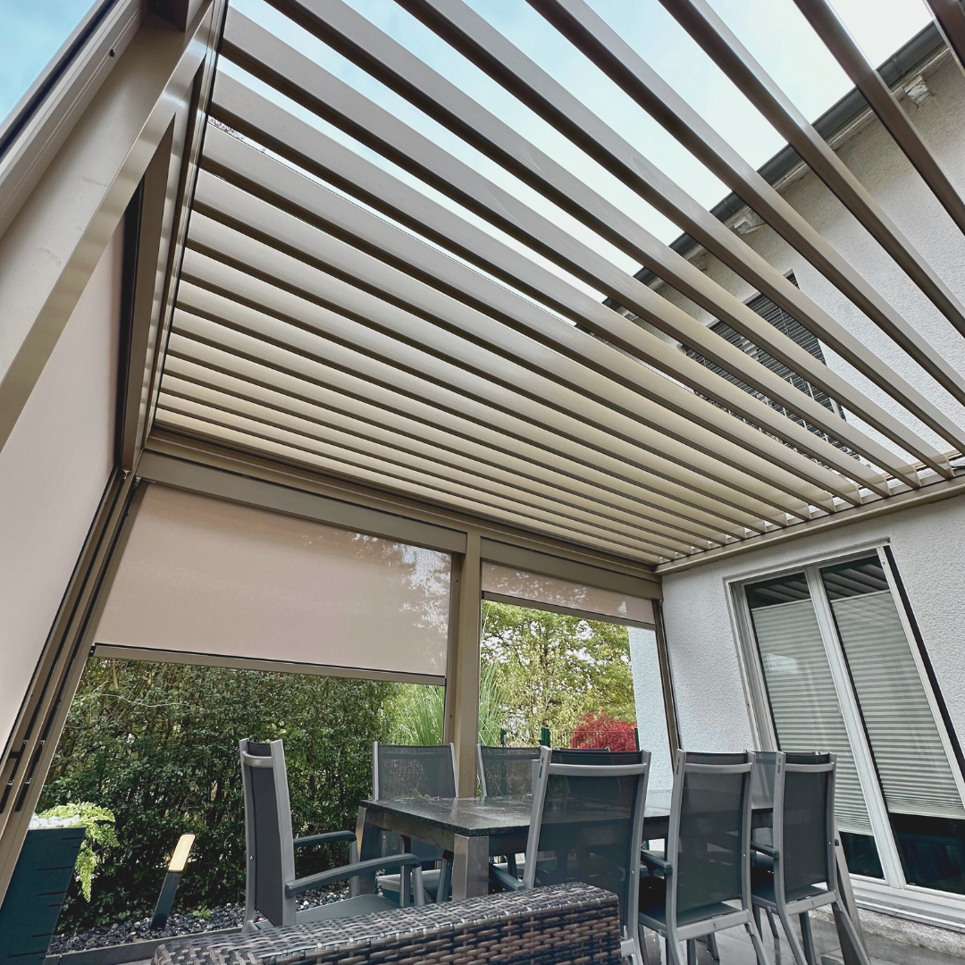 Eclissi – The bioclimatic pergola with adjustable blades to enjoy the outdoors, in every season