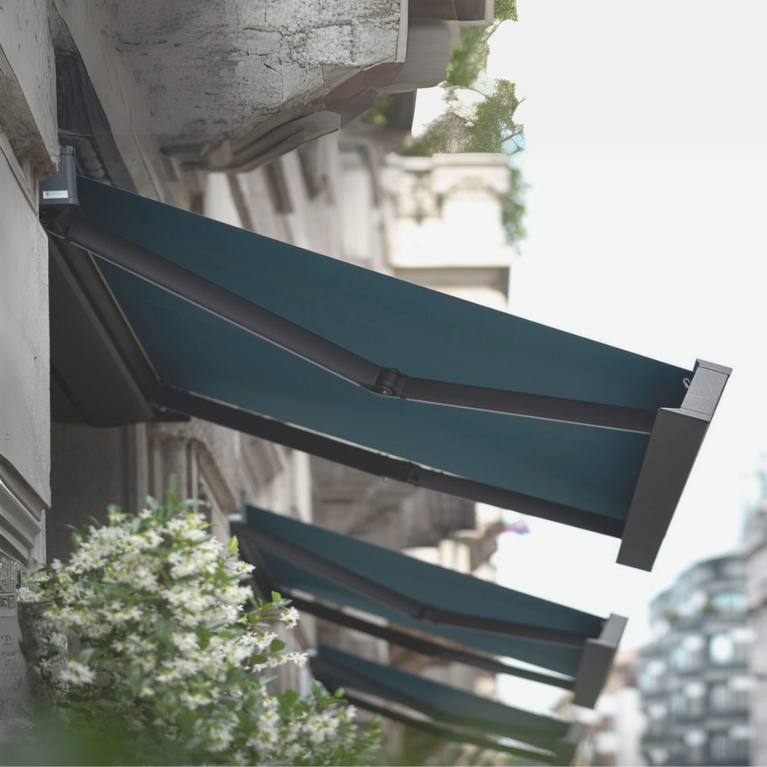 Qubica Awning