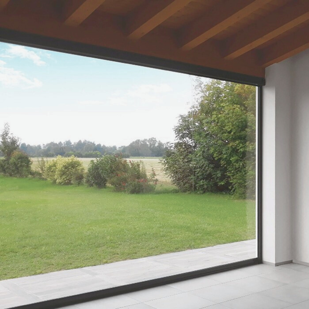 Zip Ermetik curtain with Crystal fabric - Maximum transparency, glass effect