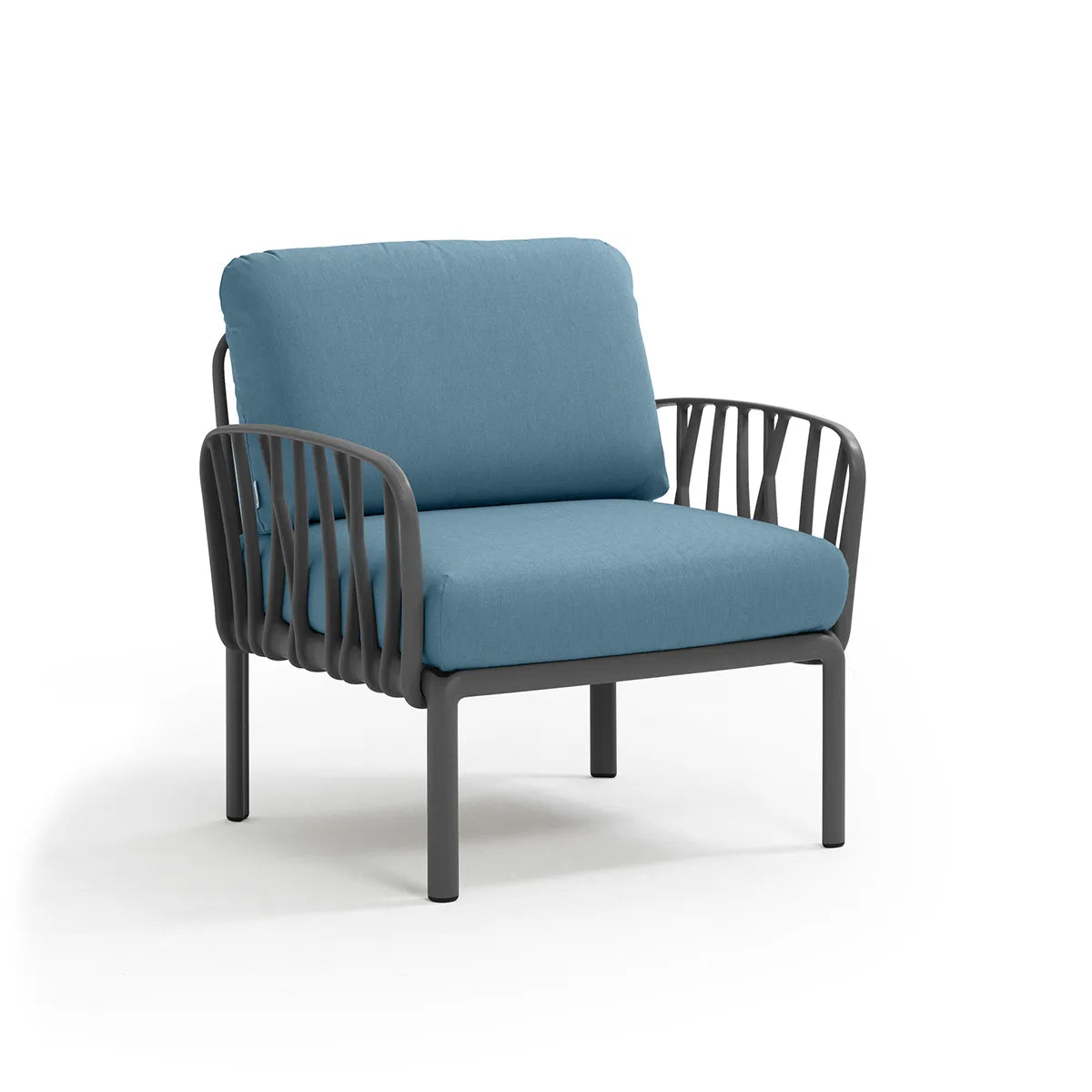 Komodo Armchair – Tailor-made for the comfort of Swiss homes