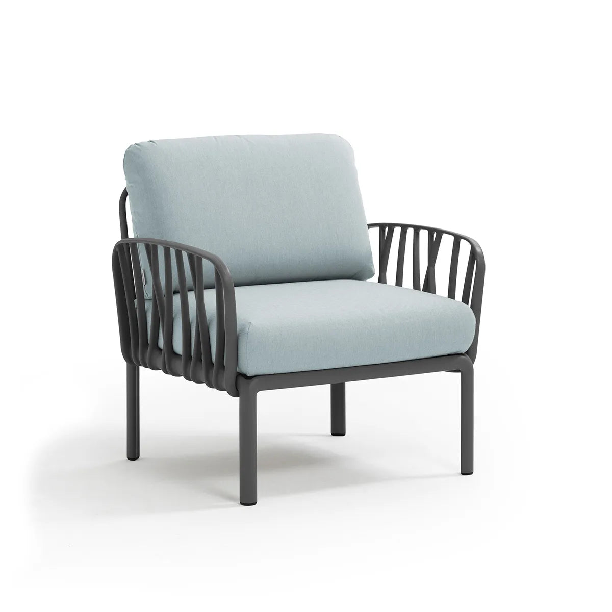 Komodo Armchair – Tailor-made for the comfort of Swiss homes