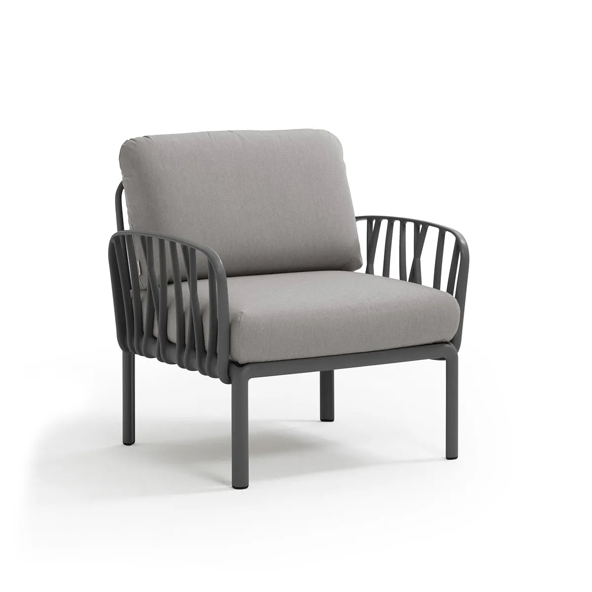 Komodo Armchair – Tailor-made for the comfort of Swiss homes