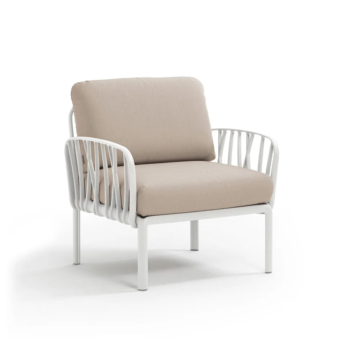 Komodo Armchair – Tailor-made for the comfort of Swiss homes