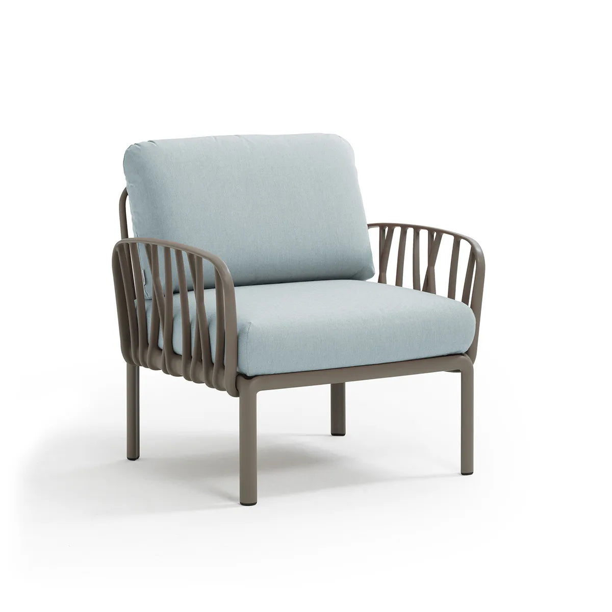 Komodo Armchair – Tailor-made for the comfort of Swiss homes